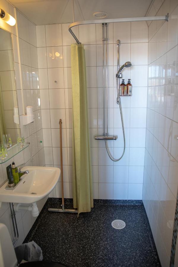 Hotell Station Skinnskatteberg Exteriér fotografie
